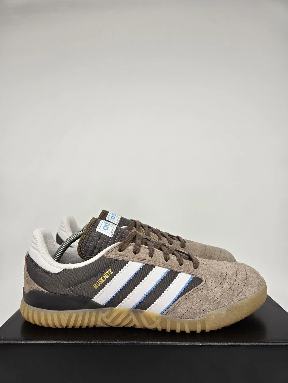 adidas Men's Busenitz Indoor JP8597 Super Earth Strata White Shoes Size 10